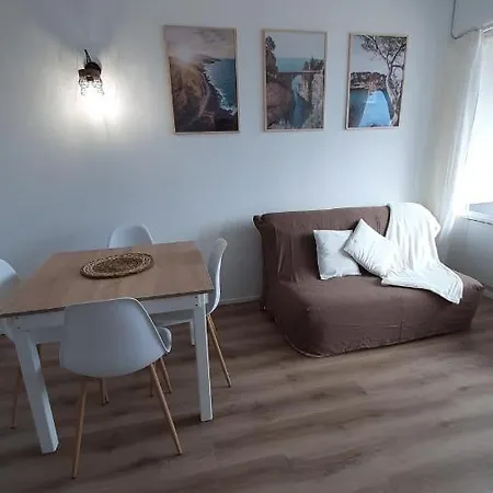 T2 Renove Avec Tres Belle Vue Sur Le Port De Plaisance, Parking Et Wifi Inclus Apartament