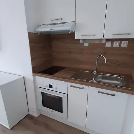 T2 Renove Avec Tres Belle Vue Sur Le Port De Plaisance, Parking Et Wifi Inclus Apartment *