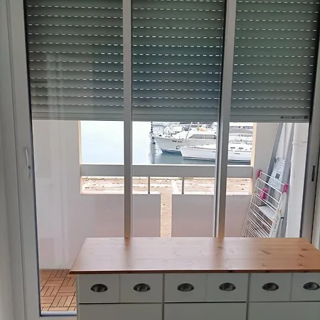 Appartamento T2 Avec Très Belle Vue Sur Le Port De Plaisance *