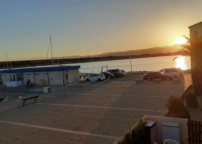 Apartmán T2 Avec Tres Belle Vue Sur Le Port De Plaisance