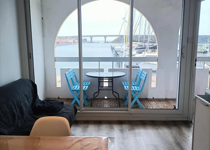 Apartmán T2 Avec Tres Belle Vue Sur Le Port De Plaisance *